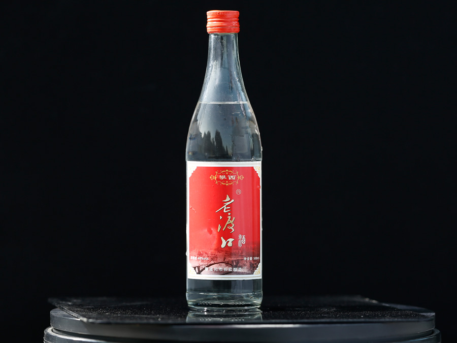 老渡口白酒簡裝